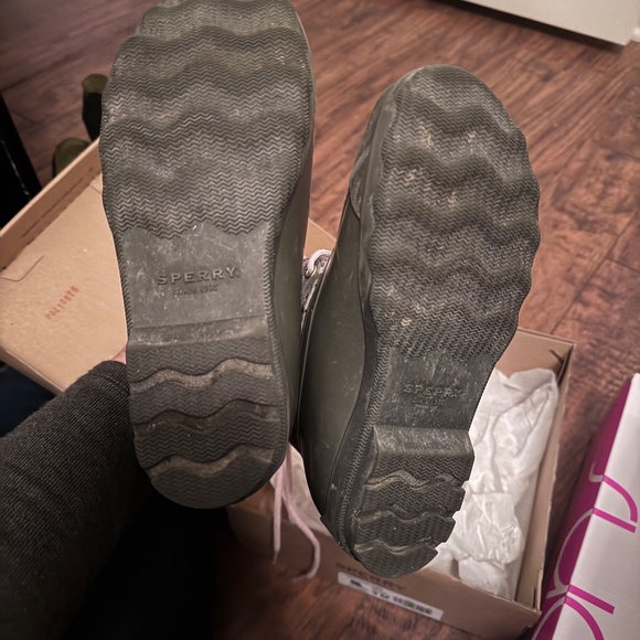 Sperry Port Ankle Boot, CAMO, Size 3 - Picture 3 of 4